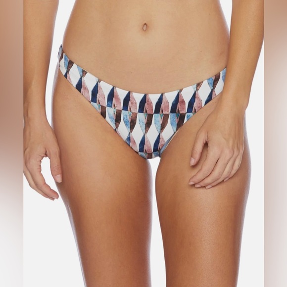 NWT! Splendid Deco medium 2Piece bikini. Triangle top $68, French Cut bottom $56 - Picture 6 of 16